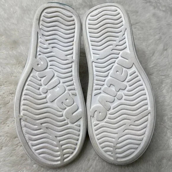 Native Kids White Miles EVA Foam Slip-On Sneakers Shoes Size 1 - Picture 6 of 11